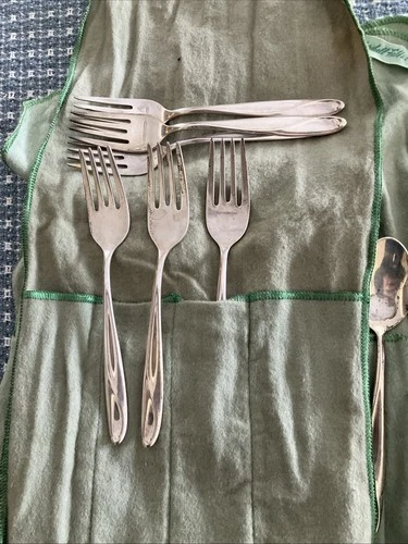 Reed & Barton Silver Sculpture Sterling Silver 6  Place Setting Plus 2