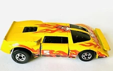 Hot Wheels Crack Ups Side Yellow Banger #5 1985 Hong Kong Moving Parts