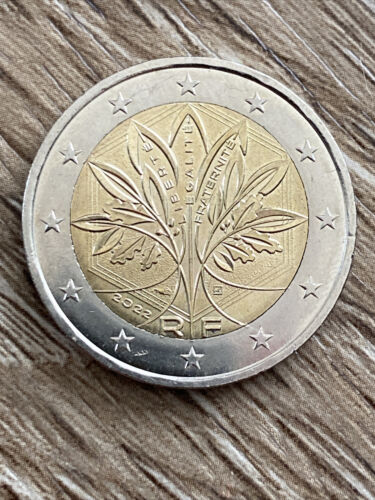 pièce 2 euros rare - France 2022 RF LIBERTE EGALITE FRATERNITE - Photo 1/1