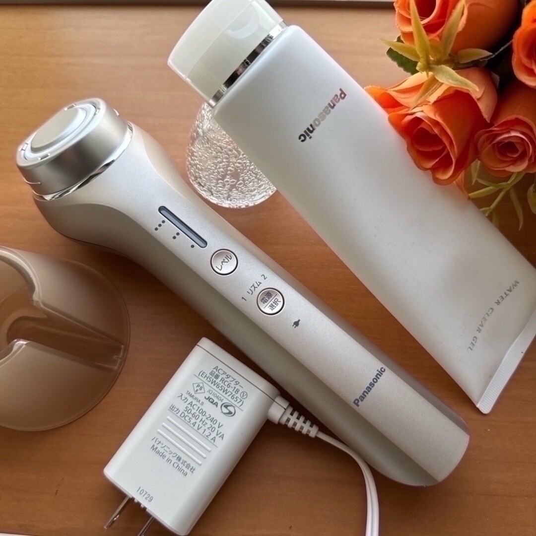 Panasonic EH-SR74 美顔器 RF×Ultrasonic Panasonic RF Ultrasonic Facial Equipment Gold Cordless EH