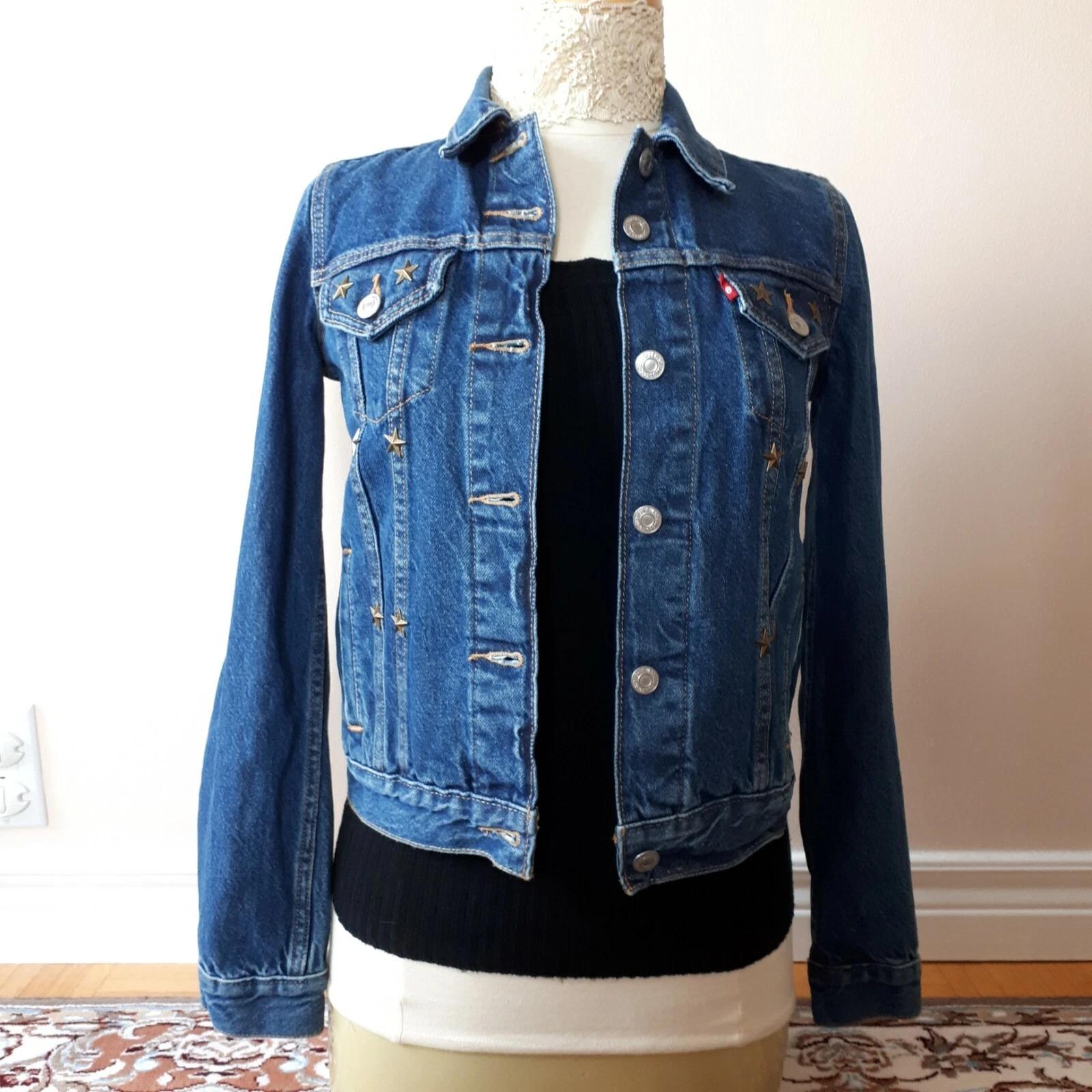 Signature by Levi Strauss & Co.™ Women's Trucker Denim Jacket. Size XS