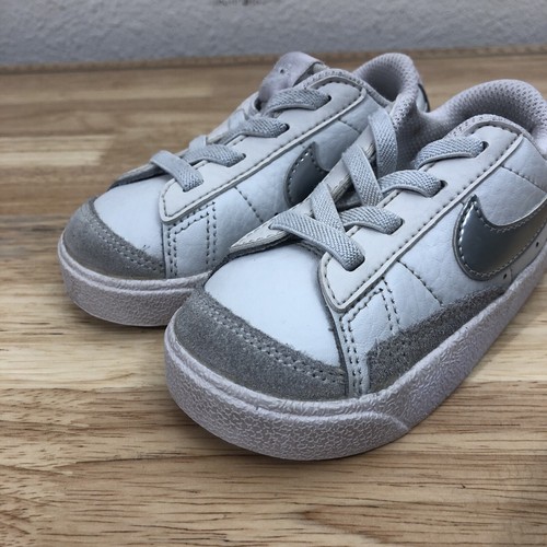 Nike Blazer Shoes Toddler Size 6C Kids White Silver Low 77 Lace Up DA4076 003 - Picture 7 of 12