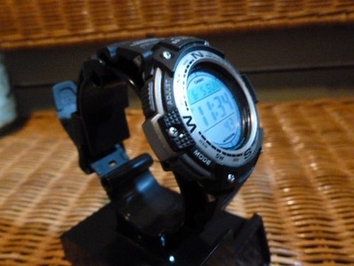 Casio Pathfinder Twin Sensor Watch Digital 3157 SGW-100 200M Compass * WORKING *