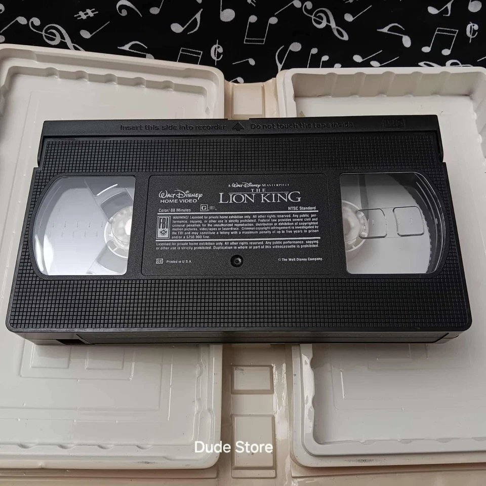 The Lion King by Disney - Animated 1994 Movie On VHS - Clamshell Case - Image 2 of 4
