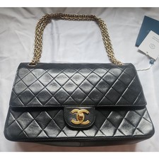 Authentic Vintage Chanel Classic Double Flap Black Lambskin Purse Shoulder Bag