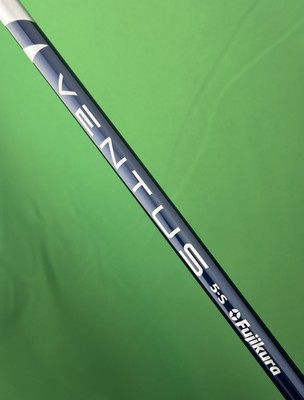 TaylorMade Sim2 Max Driver - 9 Degree Fujikura Ventus Blue 5 Stiff