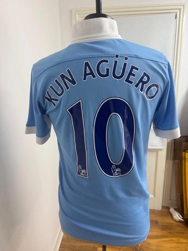 Manchester City, 2015 2016, No 10 Kun Aguero, Home Jersey. Nike 003034700  Sz M