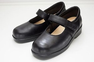 extra wide width mary jane shoes