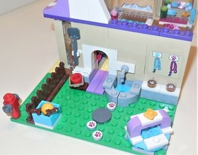LEGO FRIENDS HEARTLAKE CITY PUPPY DOG DAYCARE DOWNTOWN 41124 BUILDING SET LOT