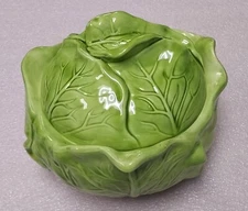 VINTAGE CERAMIC CABBAGE LETTUCE BOWL WITH LID GREEN