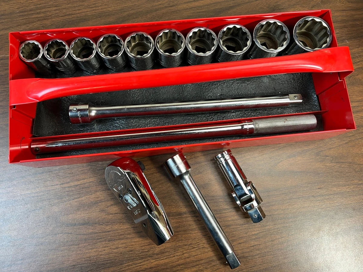 Snap-on 3/4in. Drive 1-1/8in. Size Vehicle Sockets and Socket Sets