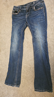 Signature by Miss Me Women s Bootcut Jeans Medium Wash Blue Denim 5-Pocket 31