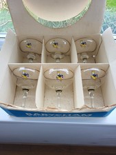 Set of 6 vintage Babycham glasses, boxed, in perfect condition