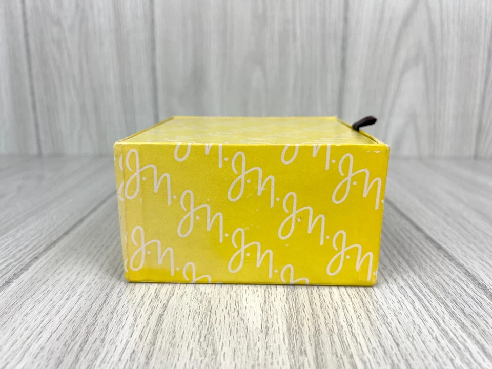 Polvo de baño perfumado Jean Nate de colección con soplo 9 oz nuevo stock antiguo Foto 4 de 4