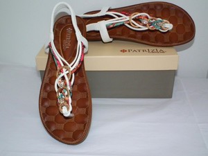 spring step white sandals