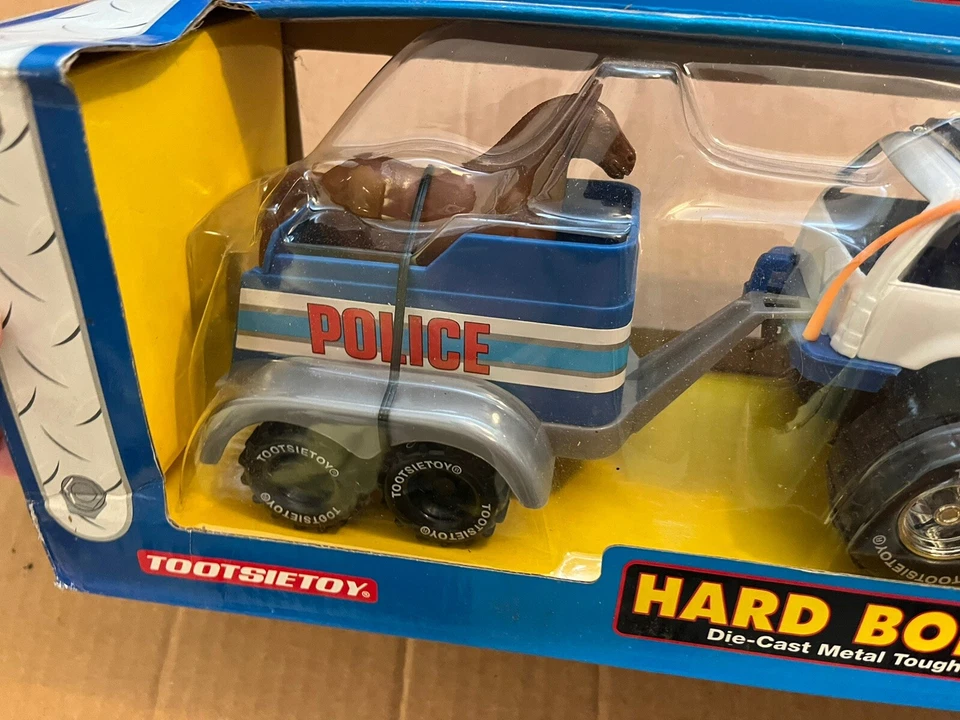 SUV Tootsietoy Police 1995 de colección con caballo y remolque paquete sellado Strombecker Foto 3 de 4