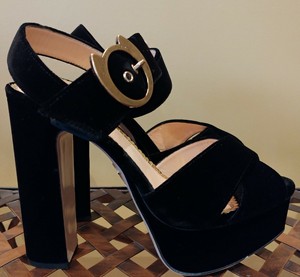 strappy platform shoes