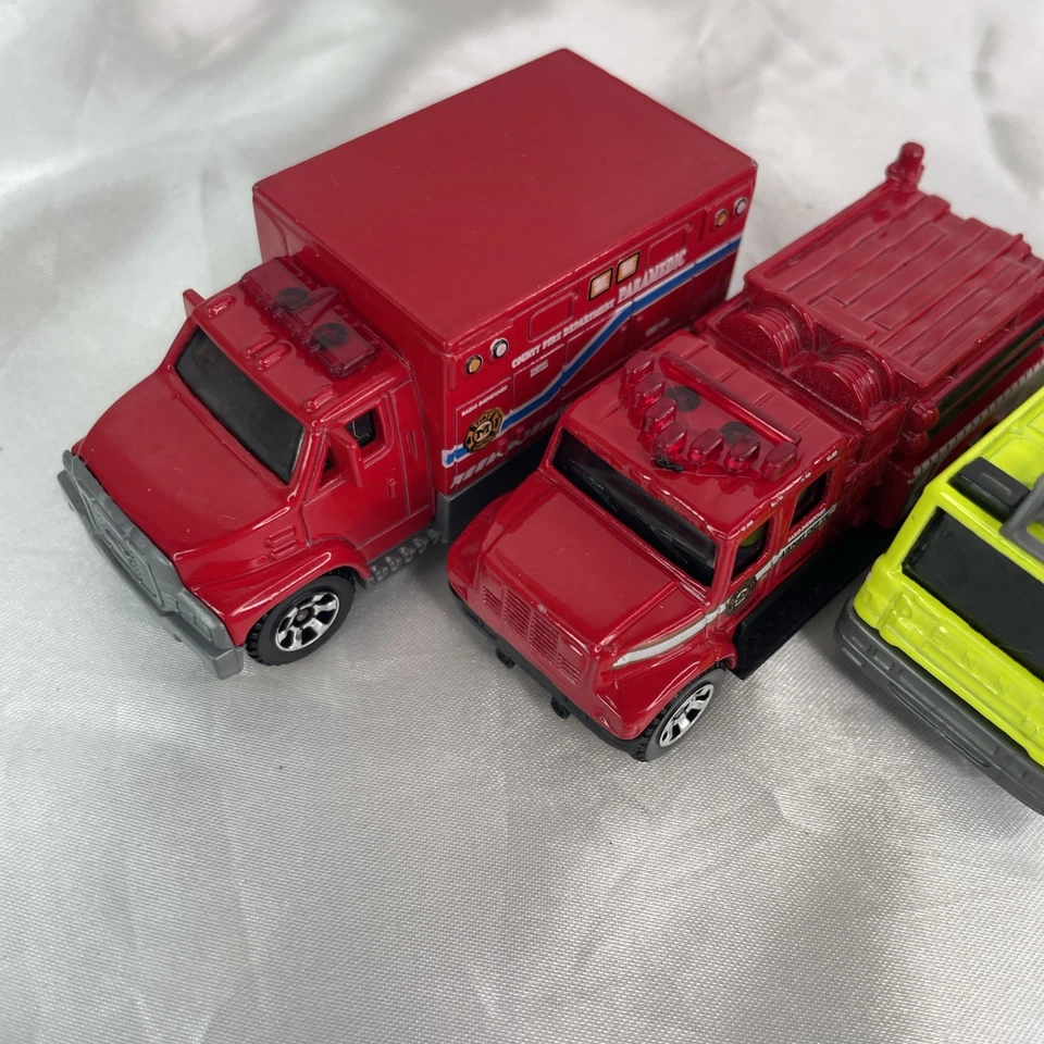 Matchbox Mix Of 4 Dennis Sabre Ladder Truck *sawblade wheels +3 Others - Image 4 of 4