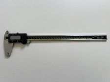Genuine Mitutoyo 12”/300mm Digital Vernier Caliper 500-173 (NO CASE)