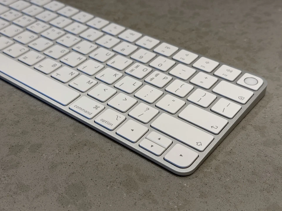 Apple Magic Keyboard with Touch ID (USB-C) MXCK3KU/A, Wireless Bluetooth, Korean - Image 4 of 4