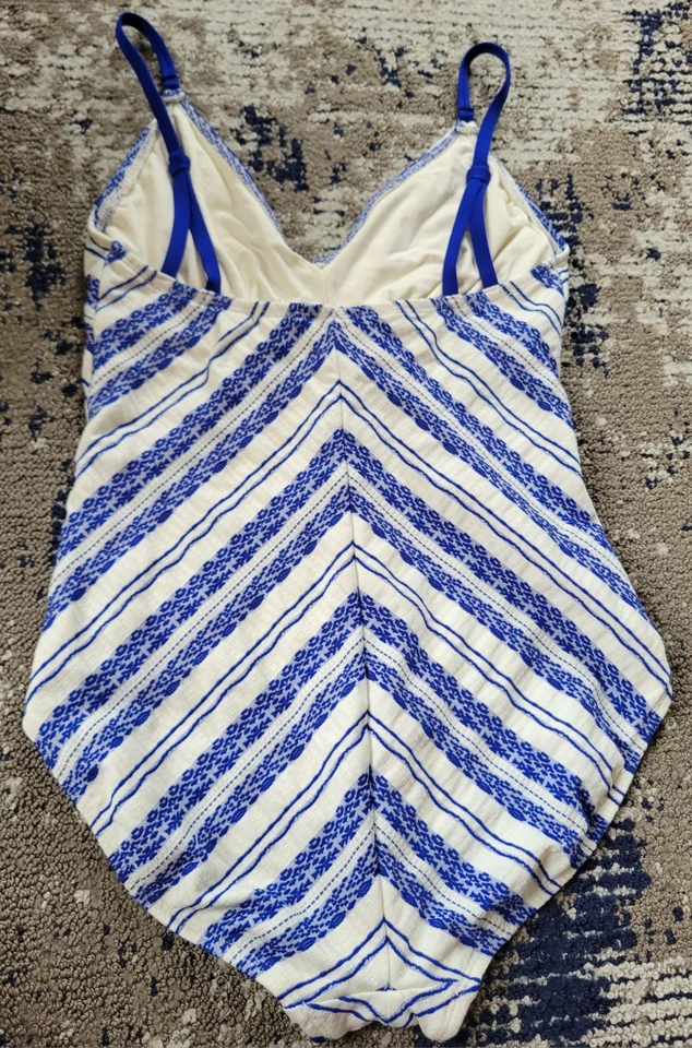 Traje de baño Robin Piccone Danielle de una pieza (azul crema) talla 12-$146  Foto 3 de 3