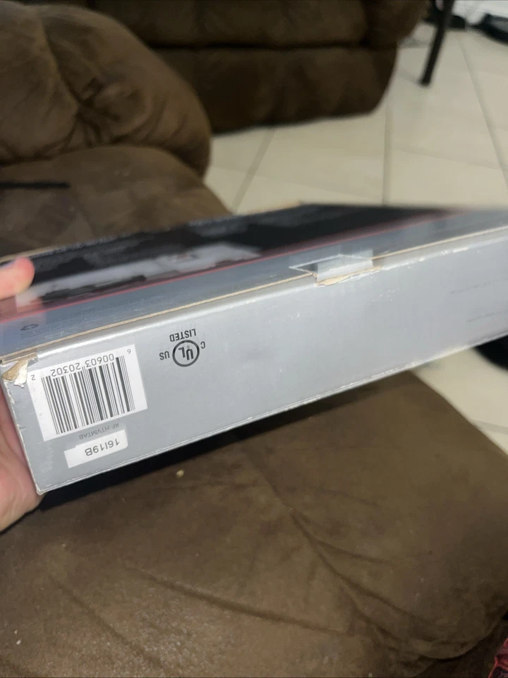 Rocketfish Tilting TV Wall Mount for Most 19" to 39" TVs up to 50 LBS RF-HTVMTAB - Image 3 of 3