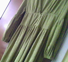 Flowy Long Green Ribbed Dress Size S Button & Slit Front V-Neck Long Slv Stretch