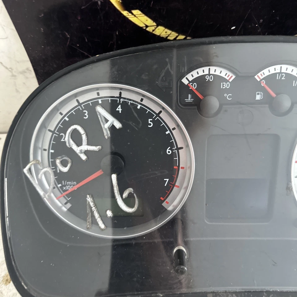 Tacho Kombiinstrument VW Golf 4 Bora 1J 1,6 16V BJ. 2002 1J5920825A - Bild 3 von 4