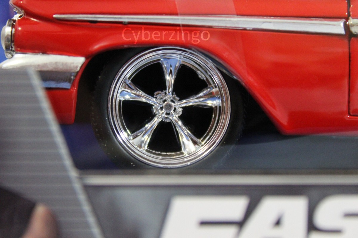 Fast & Furious Jada 1:24 Dom's 1961 Chevy Impala Red Diecast Model