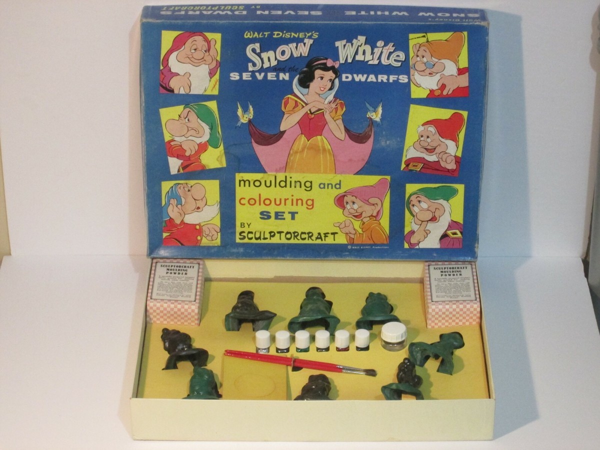 Rare Walt Disney Productions Sculptorcraft Snow White and the