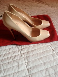 louboutin size 40 in us