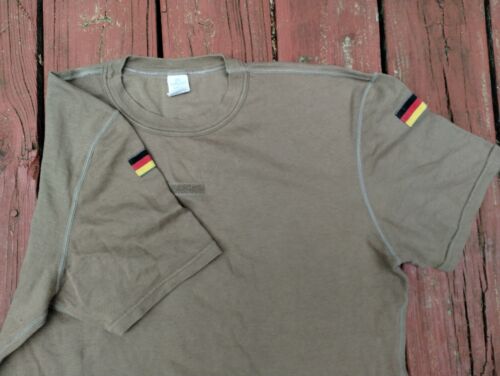 German Army Bundeswehr T-Shirt Brown Uniform Military, Tricolor Flag - Used - Afbeelding 1 van 4