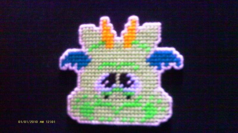 DRAGON -- CUDDLY CRITTER MAGNET -- PLASTIC CANVAS