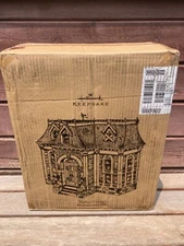 Hallmark  Hauntington Town Hall Halloween Tabletop Display 2005 NIB Sealed