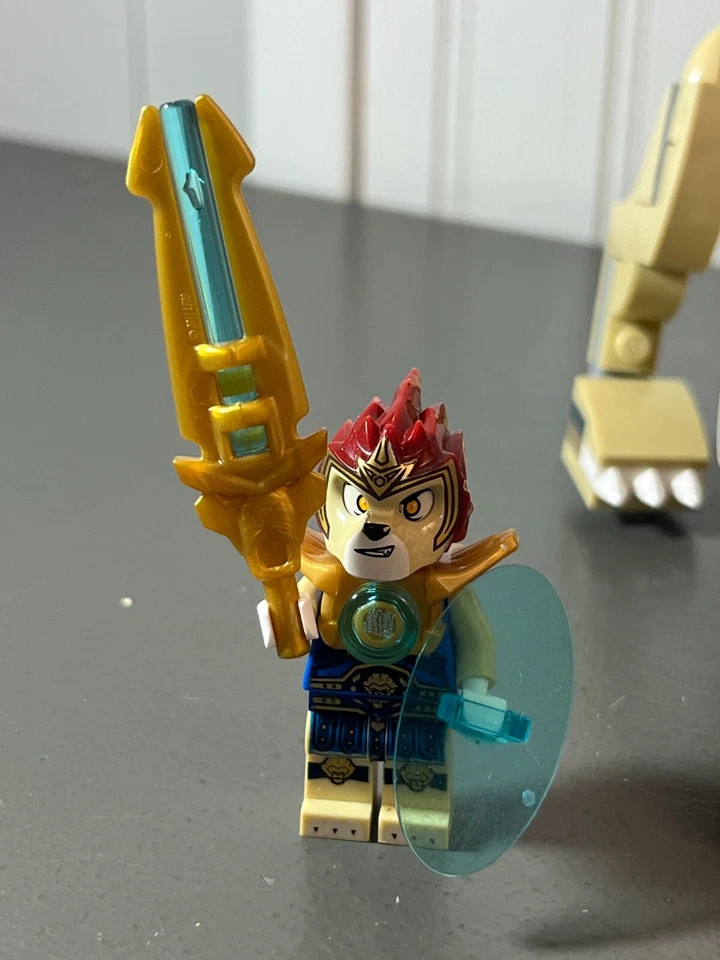 Lego - Chima Lion #70123, Crocodile #70126 Legend Beasts + Winzar's Pack Patrol - Image 3 of 4