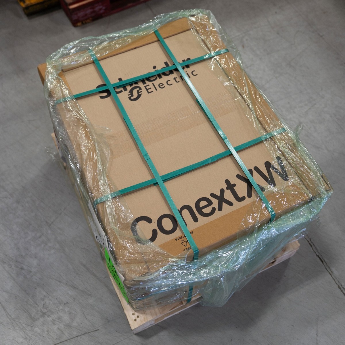 Schneider 865-6848-21 Inverter Charger Conext XW Pro 6.8kW 120