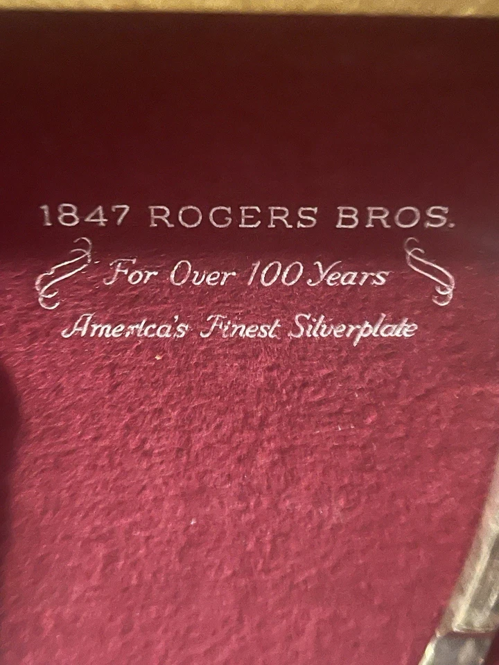 Vintage 1847 Roger Bros Silverware Set 91 Pieces Original Box - Image 4 of 4