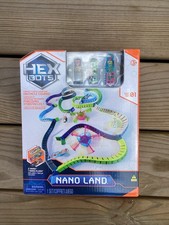 HEX Bots Nano Land Playset W/ 3 Nano Bots, 40 Pieces for Kids Ages 3 Sealed