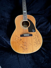 Simple Minds Jim Kerr & Charlie Burchill Signed Epiphone AJ18S Guitar W/case