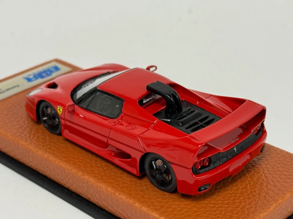 Prototipo Ferrari F50 1/43 BBR en rojo de 1995 base de cuero ABG450 Foto 2 de 4