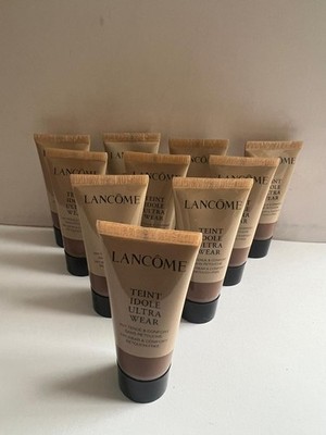Lancome Teint Idole Ultra Wear LSF 15 10 x 5 ml Total 50 ml Total Shade 15 Ivoire