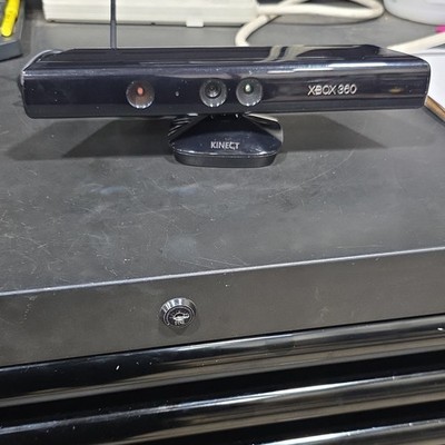 Microsoft Xbox 360 Kinect Motion Sensor Model 1414 Black