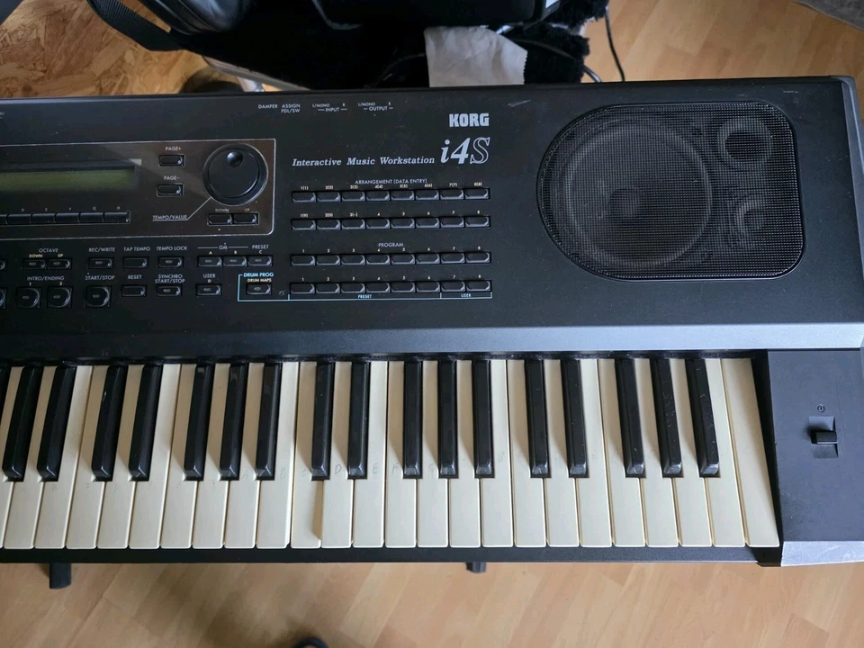 Korg i4S Workstation Synthesizer Keyboard - Bild 2 von 4