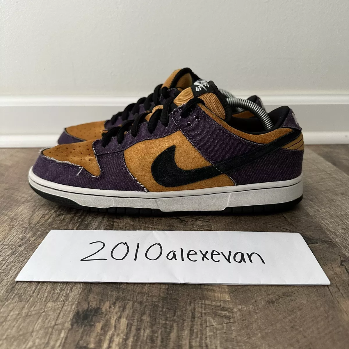 Size 9.5 Nike SB Dunk Low Pro Goofy Boy 2009