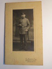 Bruxelles - stehender deutscher Soldat in Uniform / KAB
