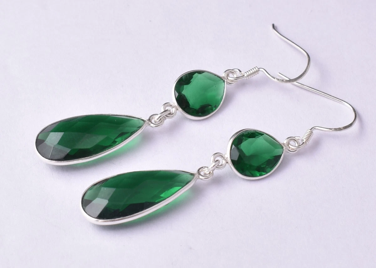 Orecchini in calcedonio blu acqua in argento sterling o oro