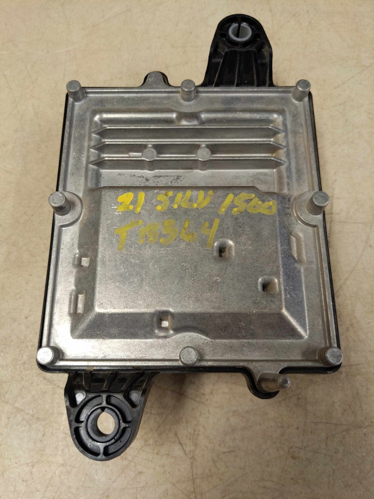 2021-2024 Chevy Silverado 1500 Transfer Case Control Module 84861288