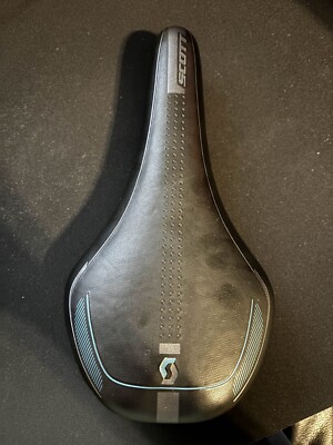 Selle de vélo - Rouge - Confortable - Respirante - Épaissie - Mixte
