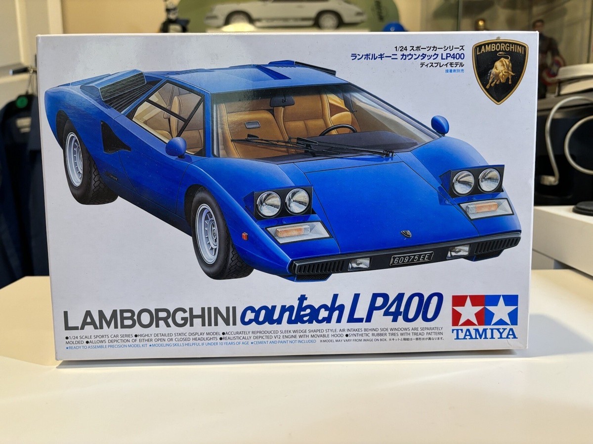 タミヤ 1/24 ランボルギーニ カウンタックLP400 モーターライズ
