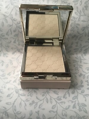 Jouer Soft focus hydrate + set powder Tres translucent new in box